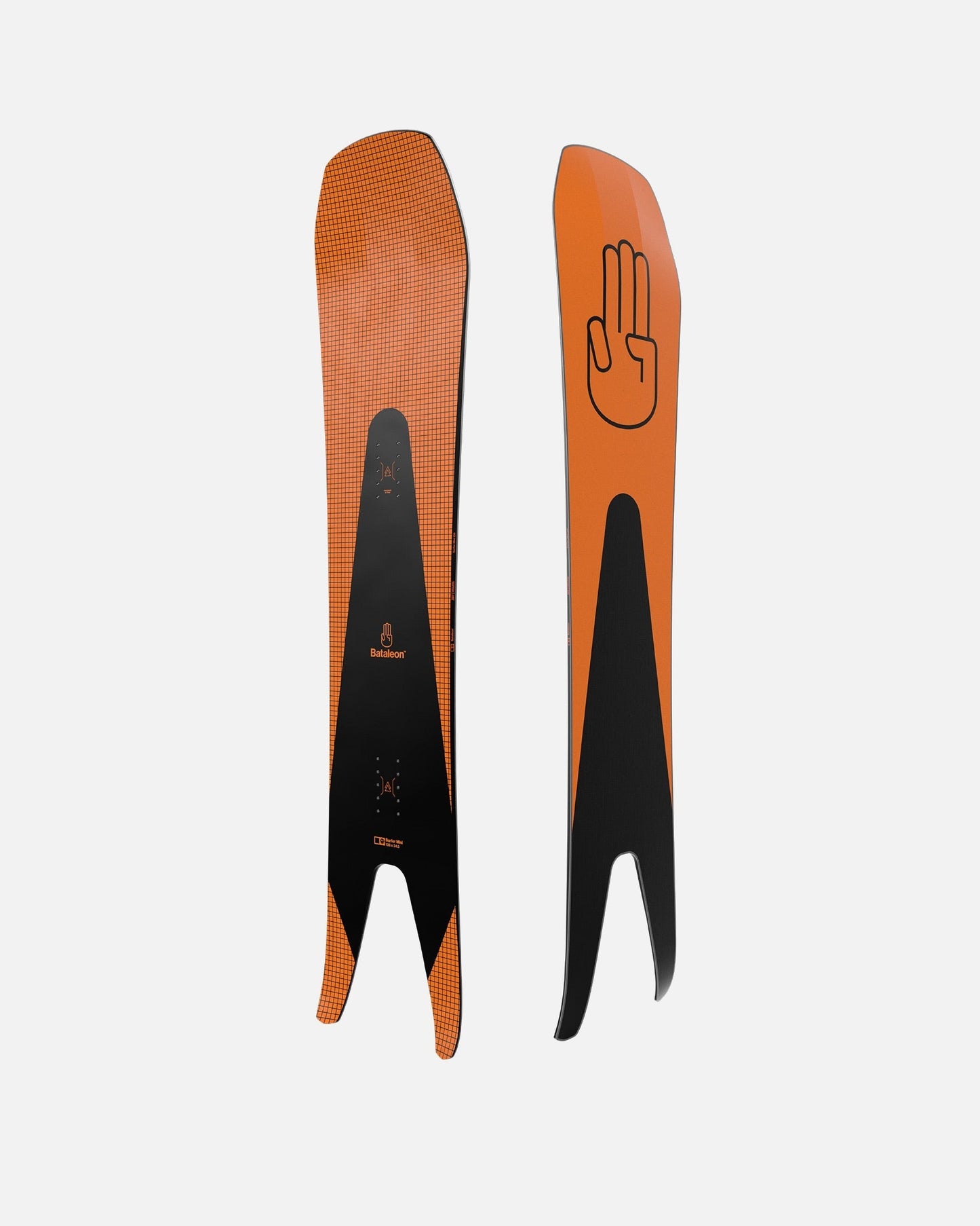 Children snowboard in orange and black. Surfer Mini 2025 | Bataleon Snowboards™ 2025.
