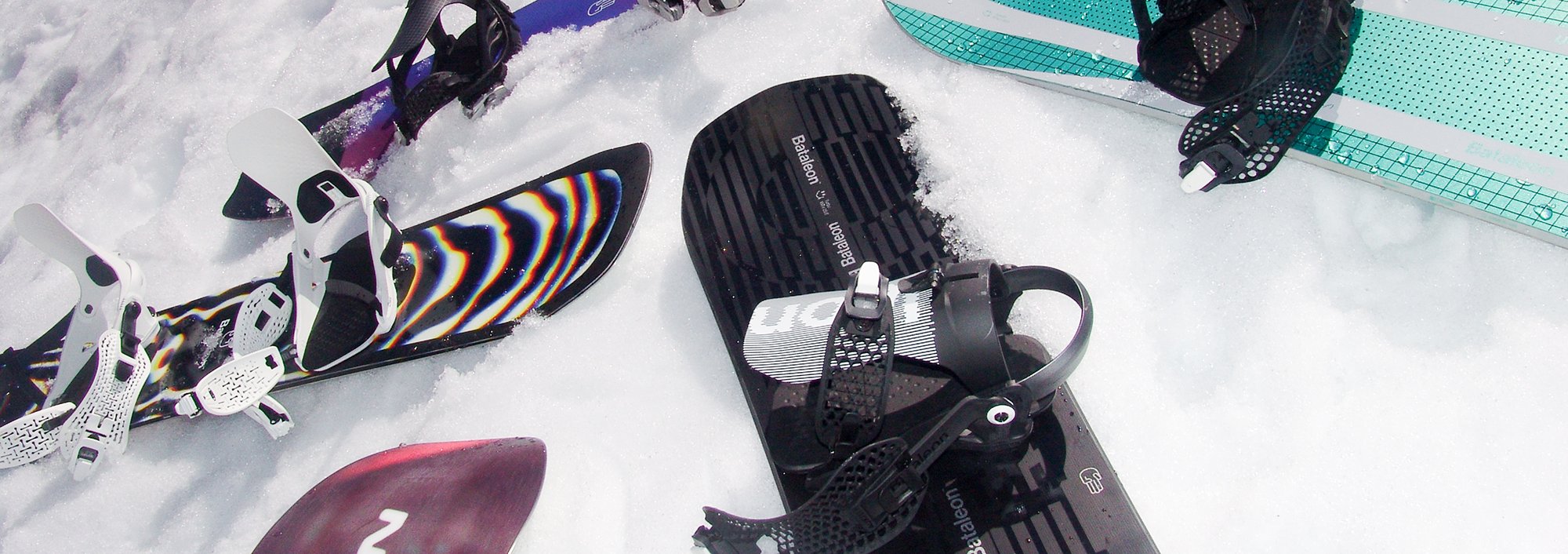 Showing the Mens snowboards collection in the snow