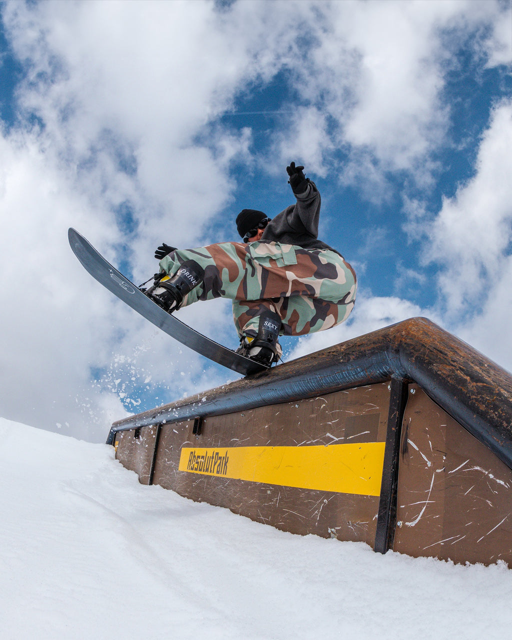 Rider grinding a feature using Bataleon Snowboard Evil Twin | Bataleon Snowboards 2025/2026