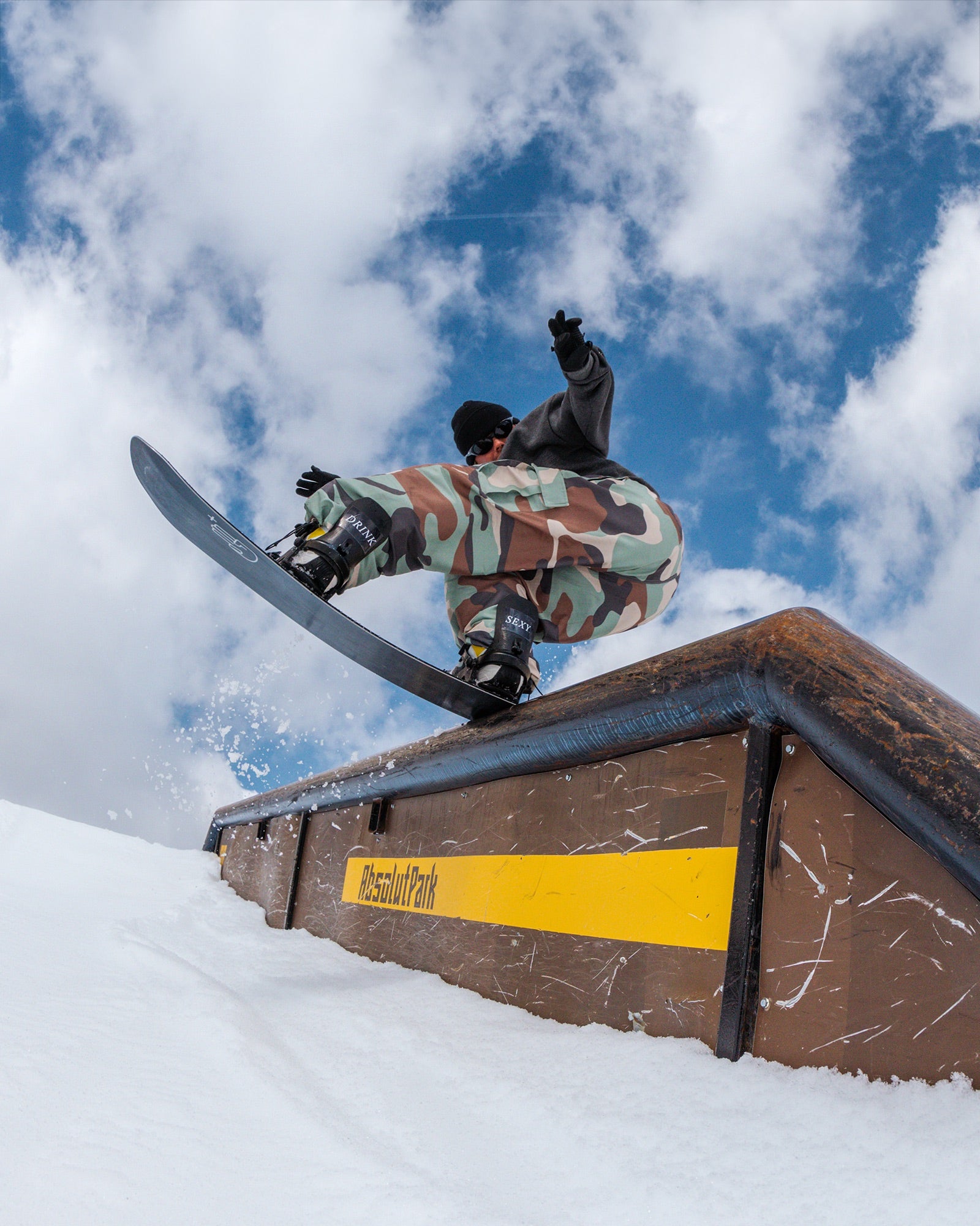 Rider grinding a feature using Bataleon Snowboard Evil Twin | Bataleon Snowboards 2025/2026