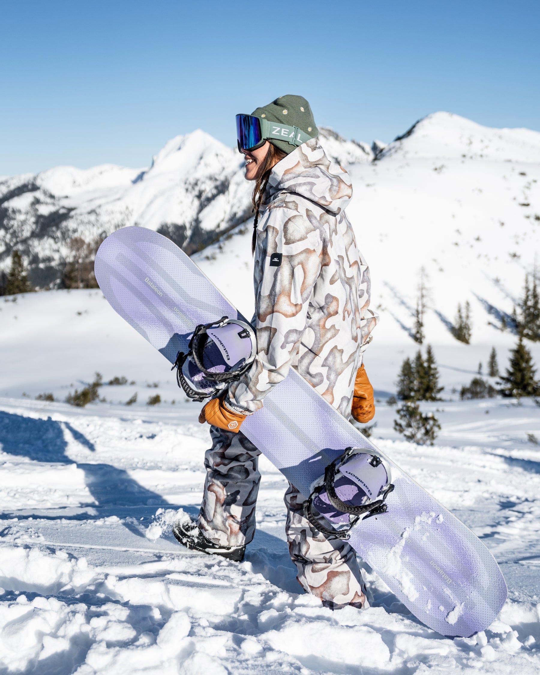 2025 women snowboards in grey and purple. Push Up 2025 | Bataleon Snowboards™ 2025.