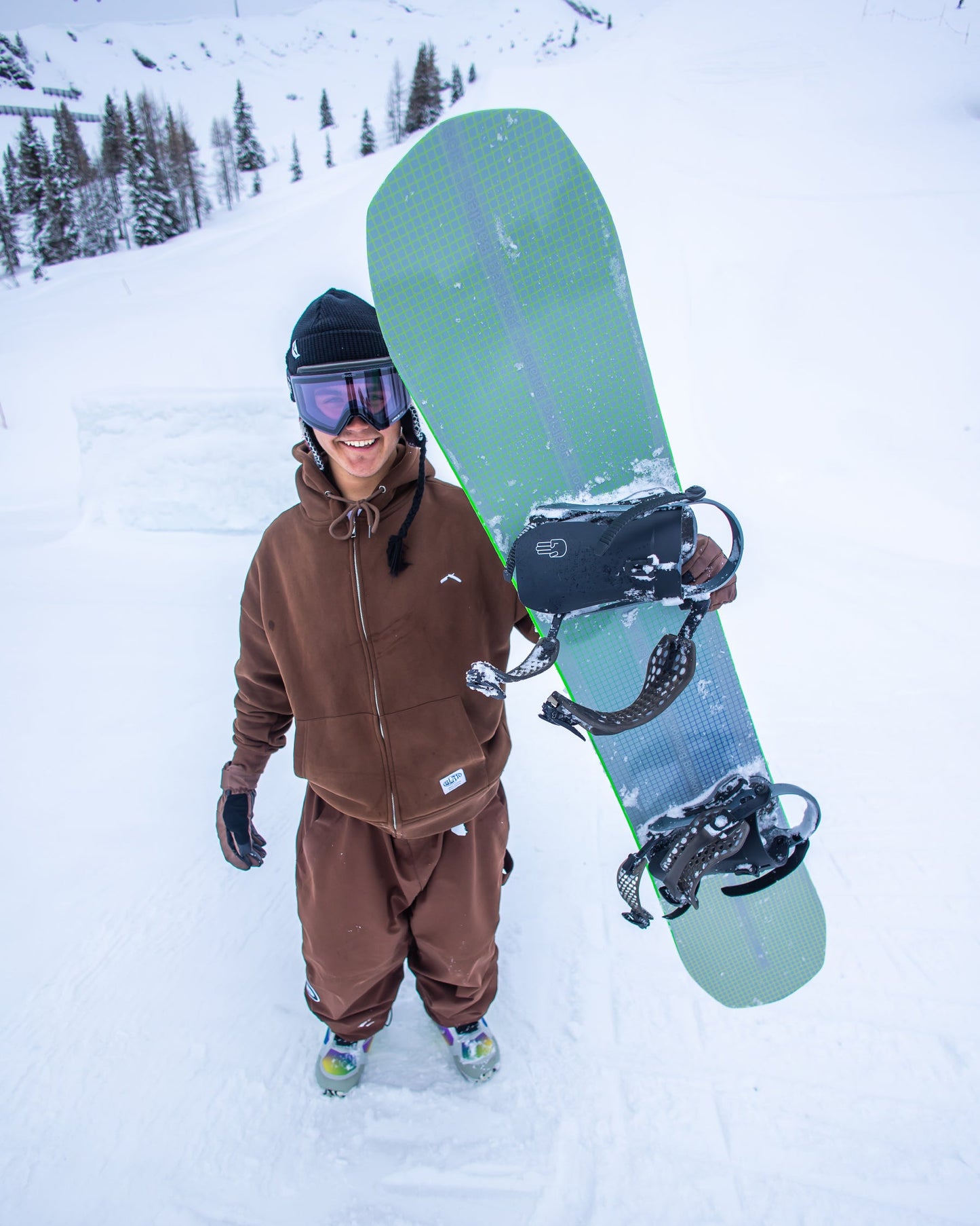 Best men snowboards in multicolor. Turbo 2025 | Bataleon Snowboards™ 2025.